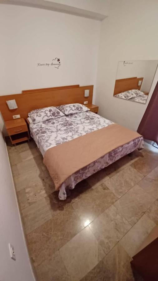 Apartments Senka โอเรบิก ภายนอก รูปภาพ